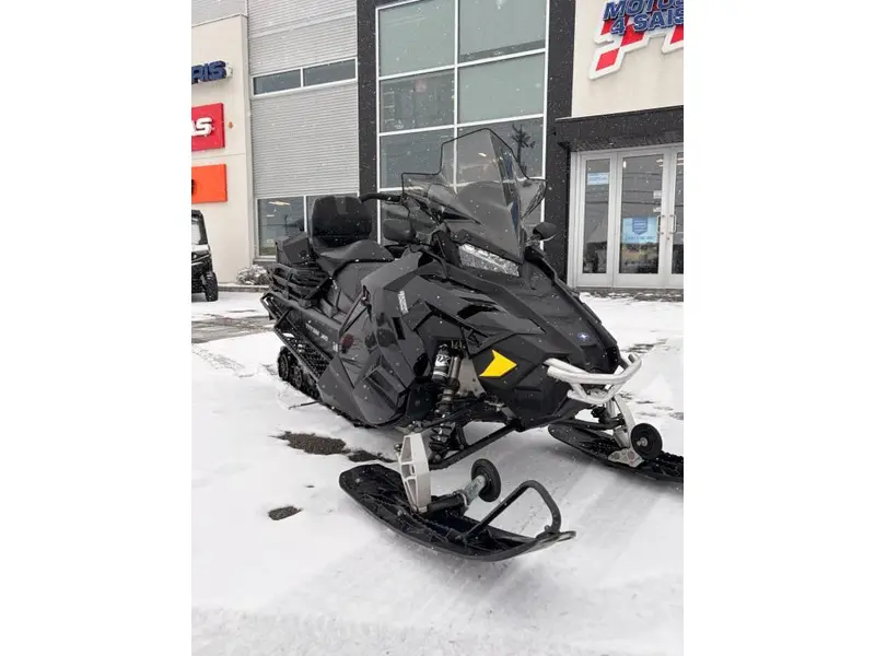 Polaris Titan 800 2018 alt