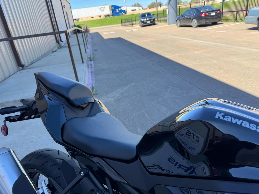 2026 Kawasaki Ninja® Zx™-4r Abs Abs alt