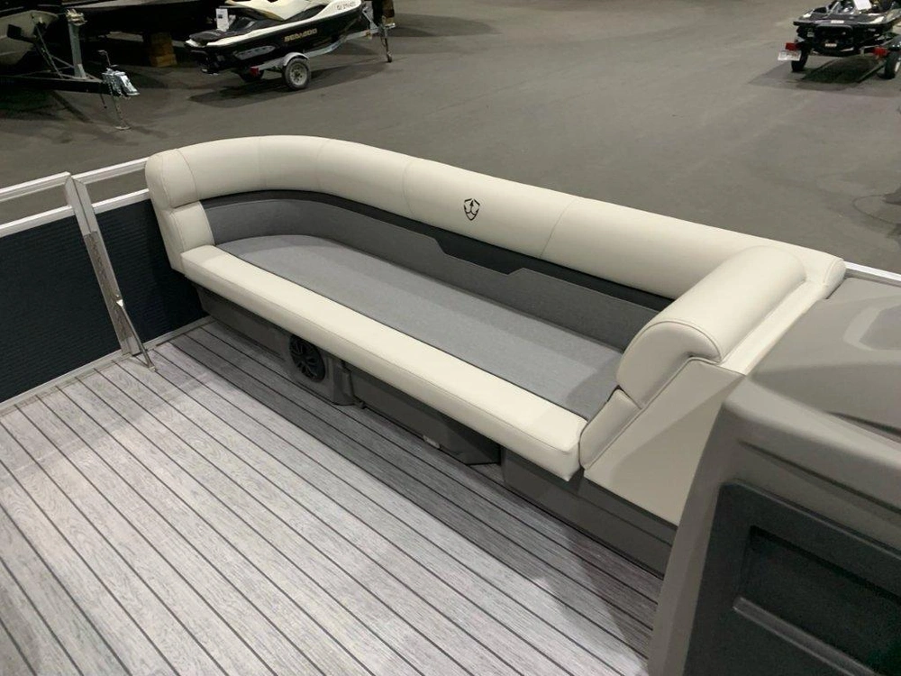 2026 Armada Saphir 21sb alt