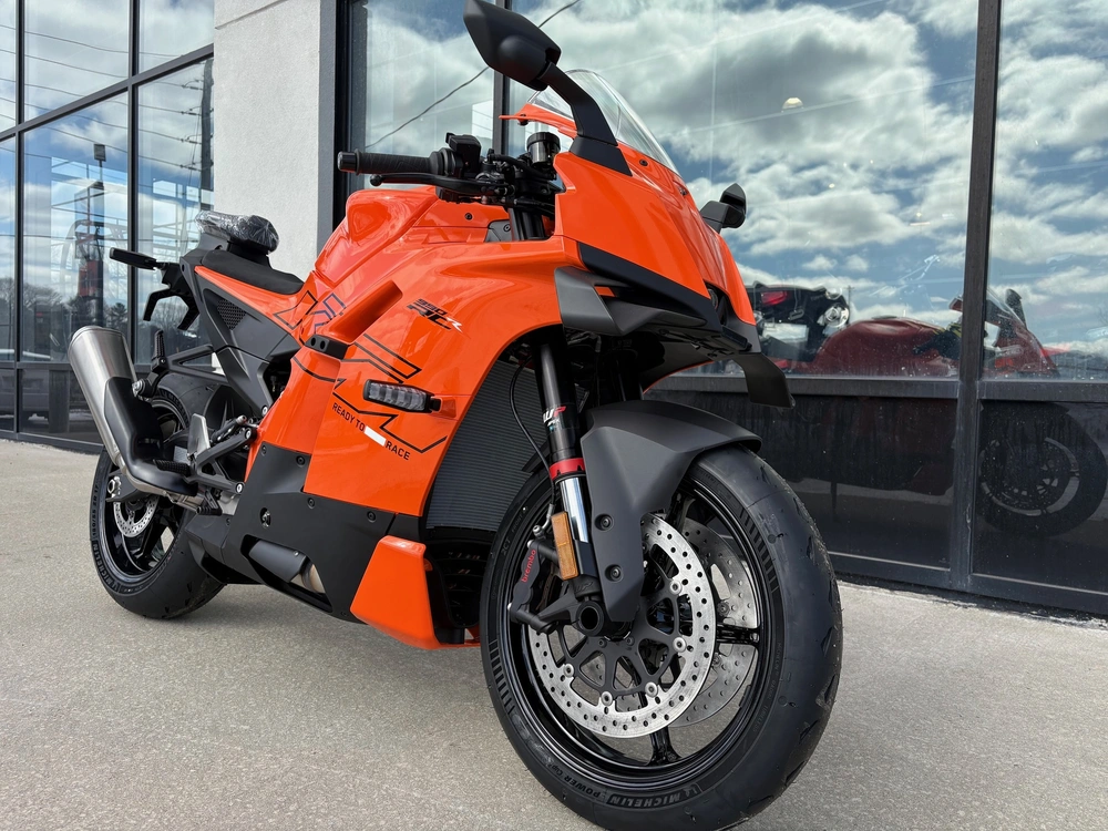 Ktm Duke 990 Rc R 2026 alt