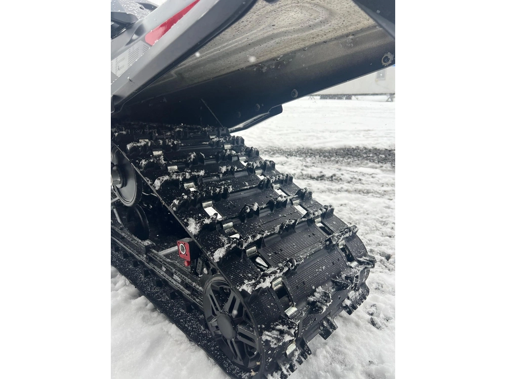 Ski-doo Renegade 900 Ace, Adrénaline 2026 alt