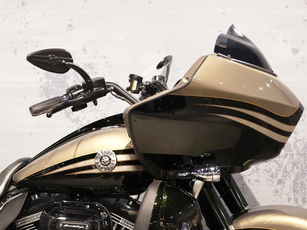 2013 Harley-davidson Cvo Road Glide Fltrxse alt