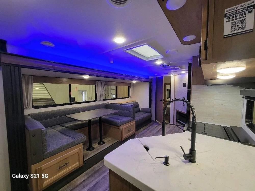 Cherokee Grey Wolf 27dbh 2023 alt