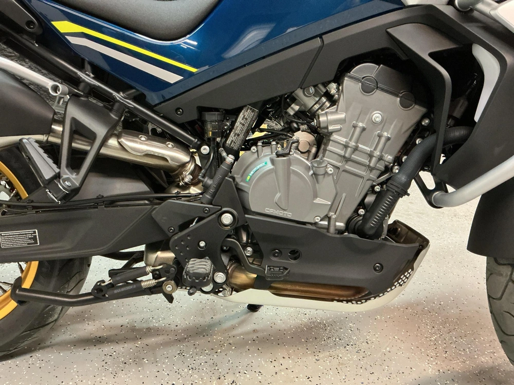 2023 Cfmoto Ibex 800 T alt