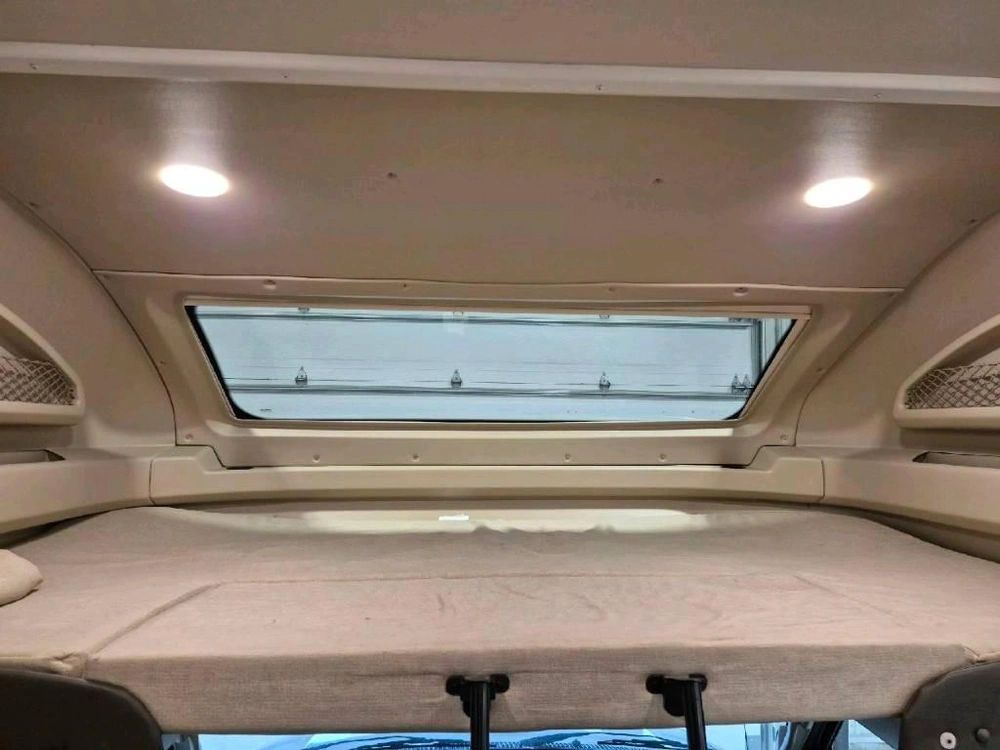 Entegra Coach Odyssey 24b 2020 alt