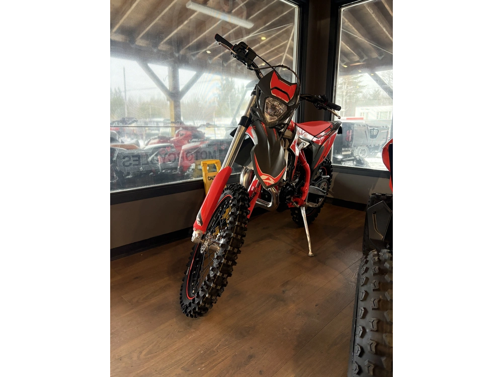 2026 Beta 300 Xtrainer alt