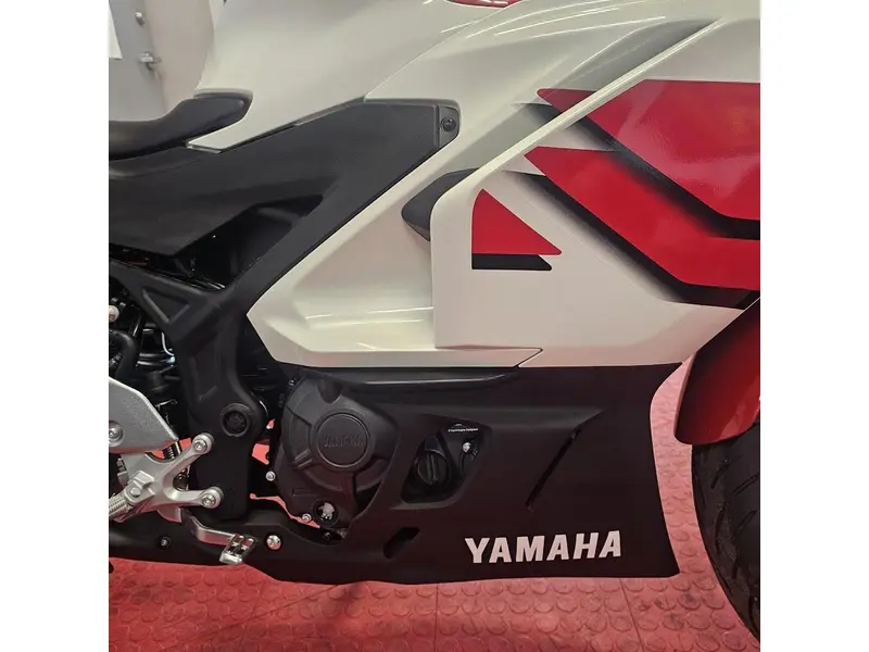 Yamaha YZF-R3 ABS 2026