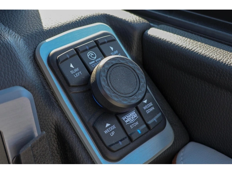 2026 Malibu 22 Lsv alt