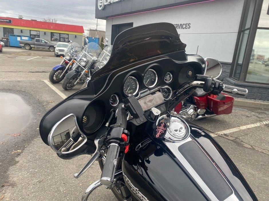 Harley-davidson Electra Glide Police Flhtpi 2010 alt