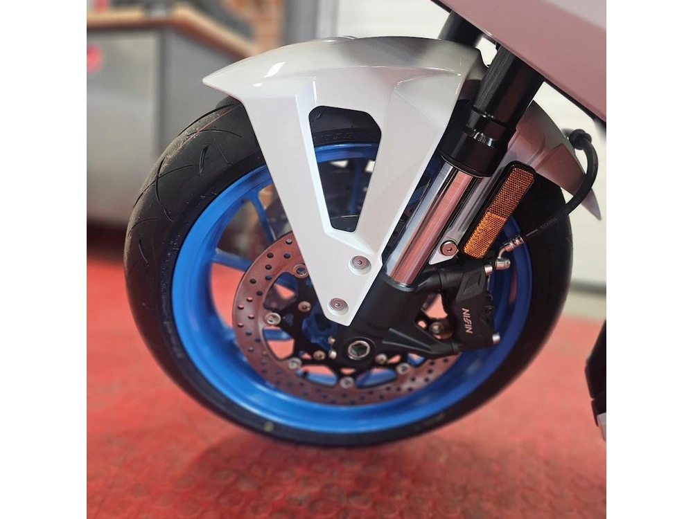 2026 Suzuki Gsx 8r alt