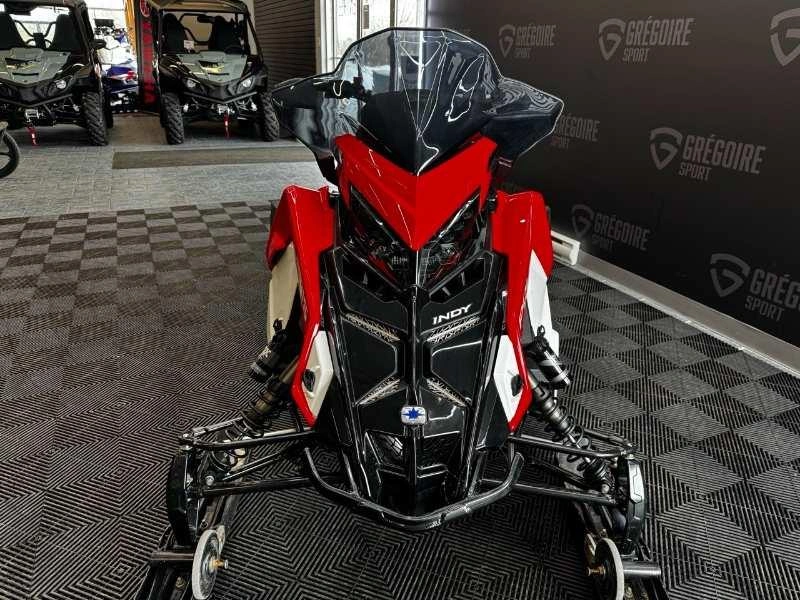 Polaris 650 Indy Adventure 137 2023 alt