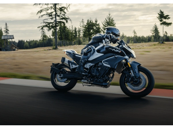 Cfmoto 800nk Rabais De 2,400$ Et Financement 5.99% Sur 60 Mois 2024 alt