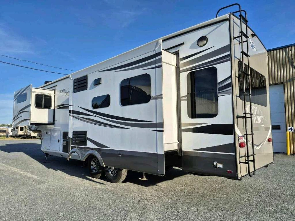 Jayco North Point 310rlts 2021 alt