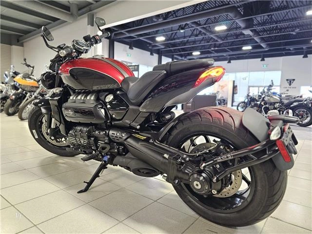 2025 Triumph Rocket 3 Storm R alt