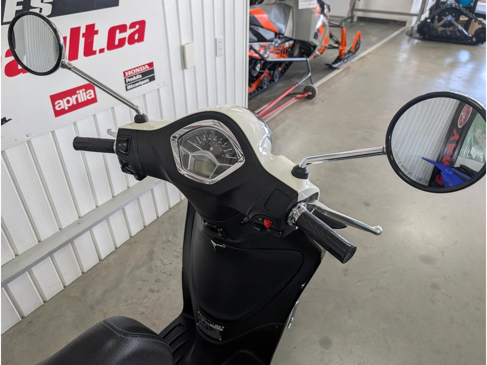 2021 Piaggio Liberty 50 alt