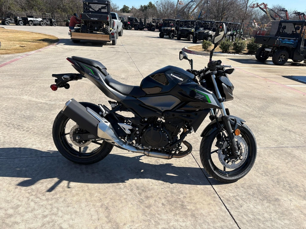 2025 Kawasaki Z500 Abs Abs alt