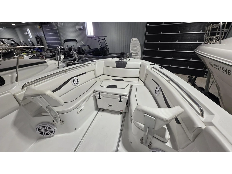 Wellcraft Fisherman 262 2022 alt