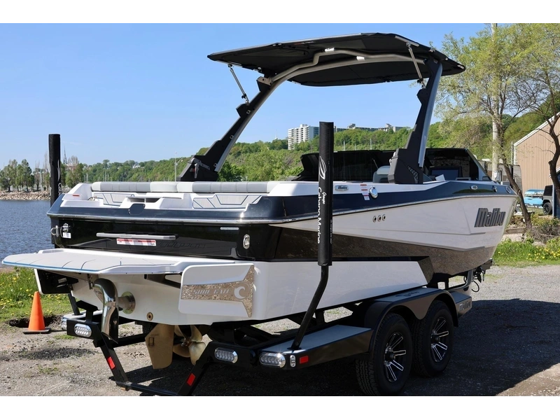 2024 Malibu 21 Lx-r alt