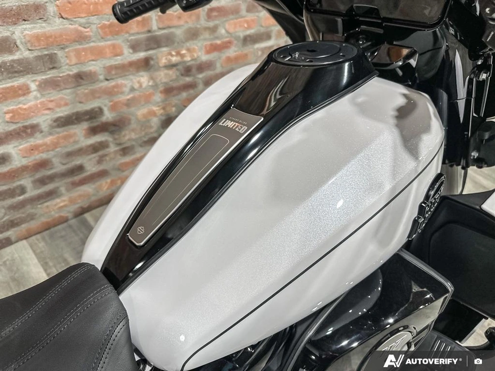 2026 Harley-davidson Street Glide Limited alt