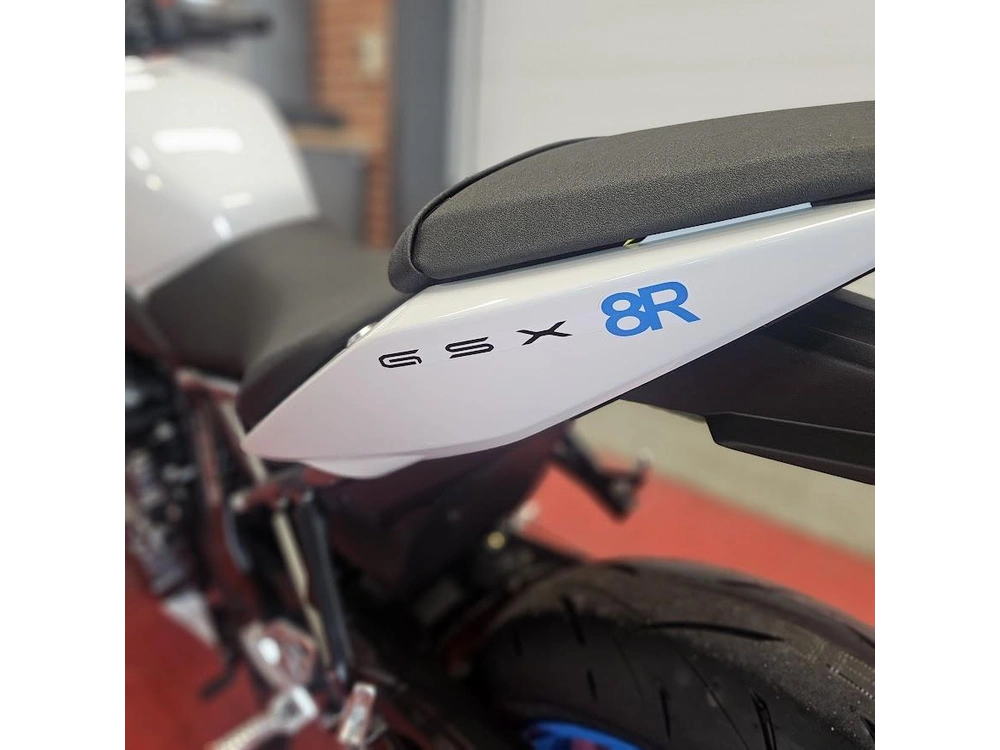 2026 Suzuki Gsx 8r alt