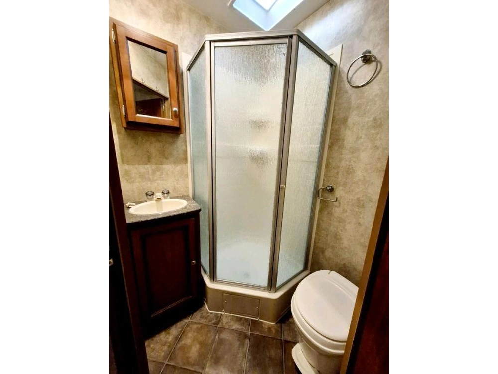 Keystone Rv Passport 5260rl 2013 alt