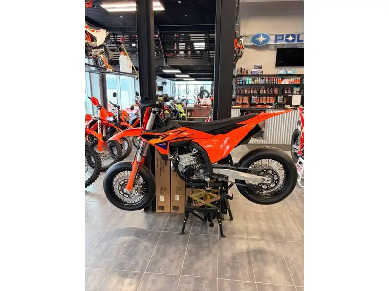 2026 KTM 450 SMR thumbnail 3