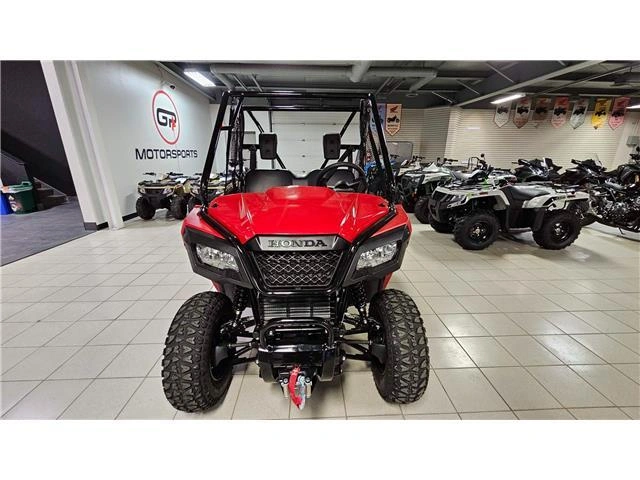 2026 Honda Pioneer 520 Standard alt