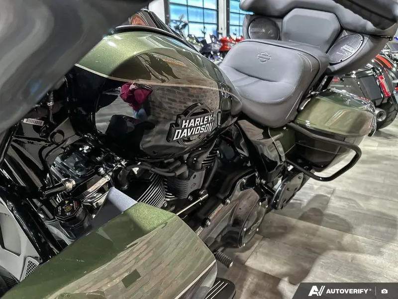 2026 Harley-Davidson Street Glide Limited thumbnail 15