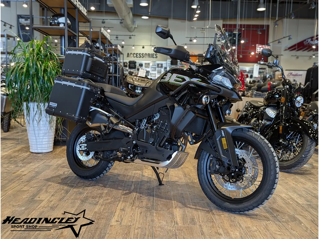 2026 CFMOTO IBEX 800 EXPLORE // Gem Black 