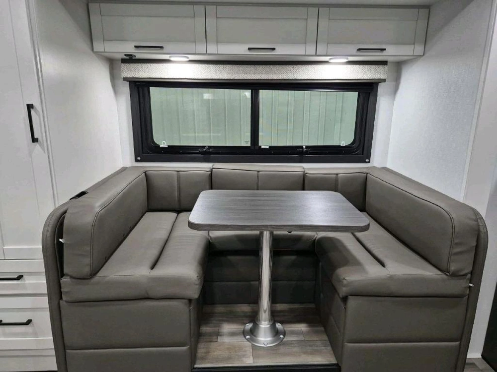 Jayco Redhawk 24b 2026 alt