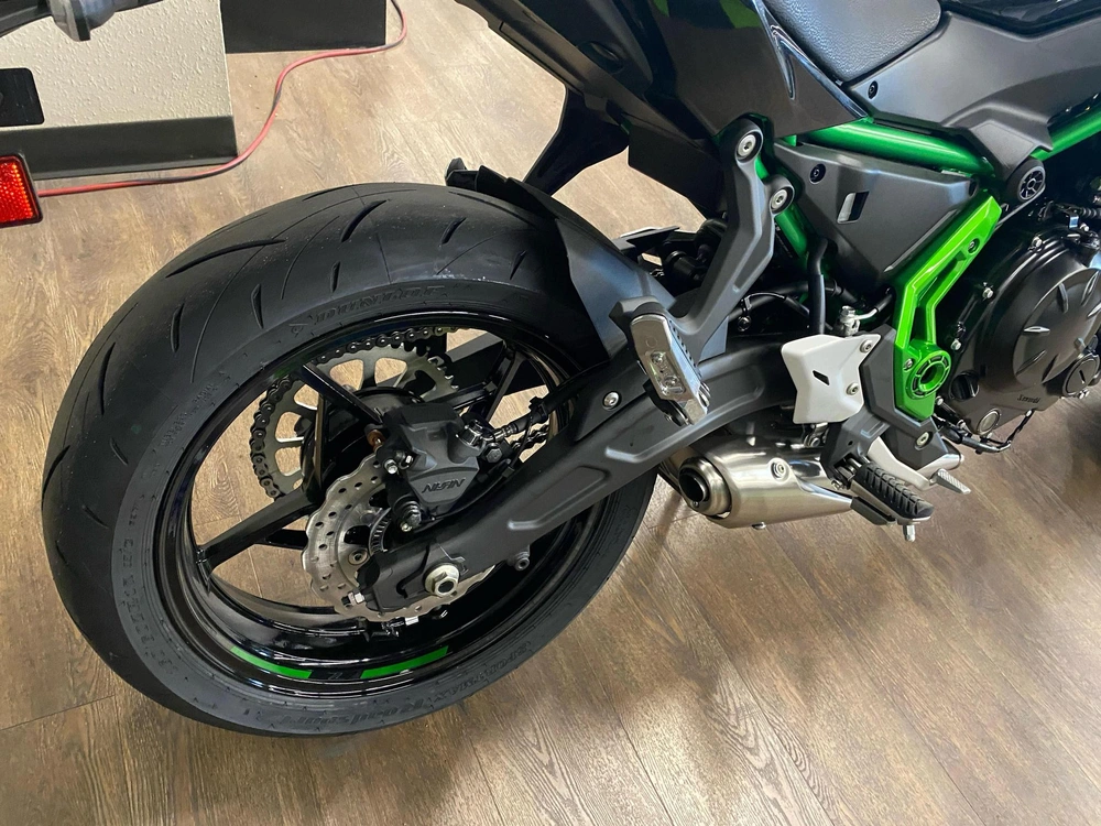 2025 Kawasaki Z650 Abs Abs alt