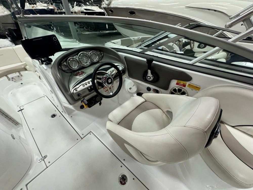 2013 Cruisers Az238 alt