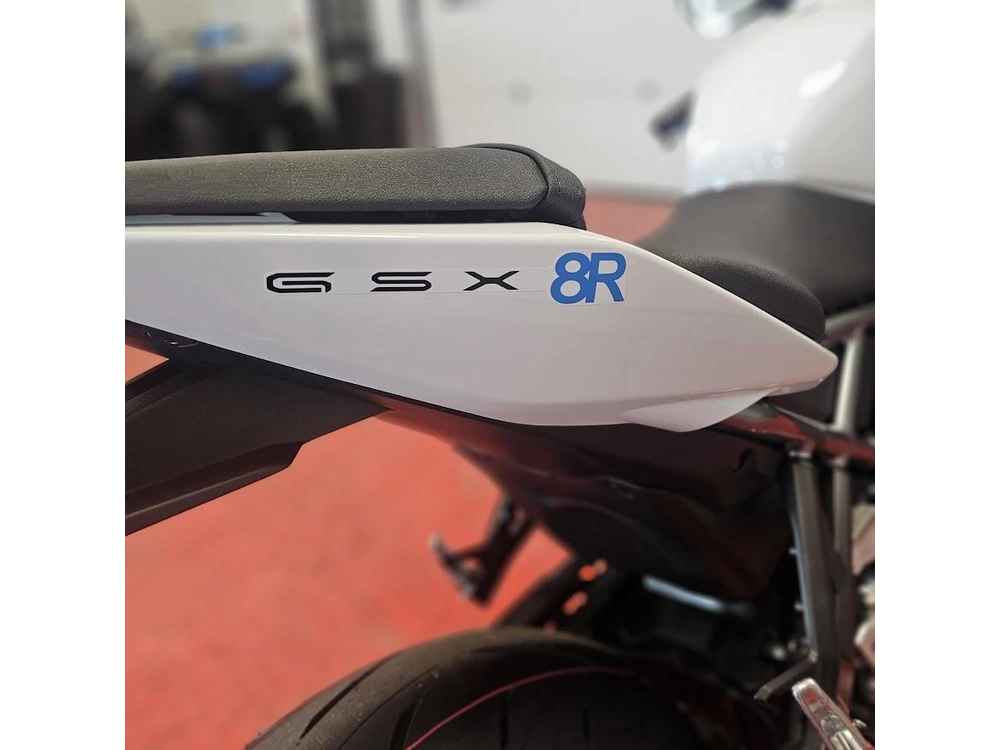 2026 Suzuki Gsx 8r alt