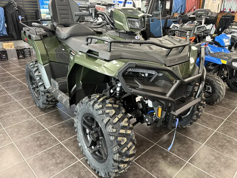 Polaris TOURING 570 PREMIEUM A26SDZ57AB 2026
