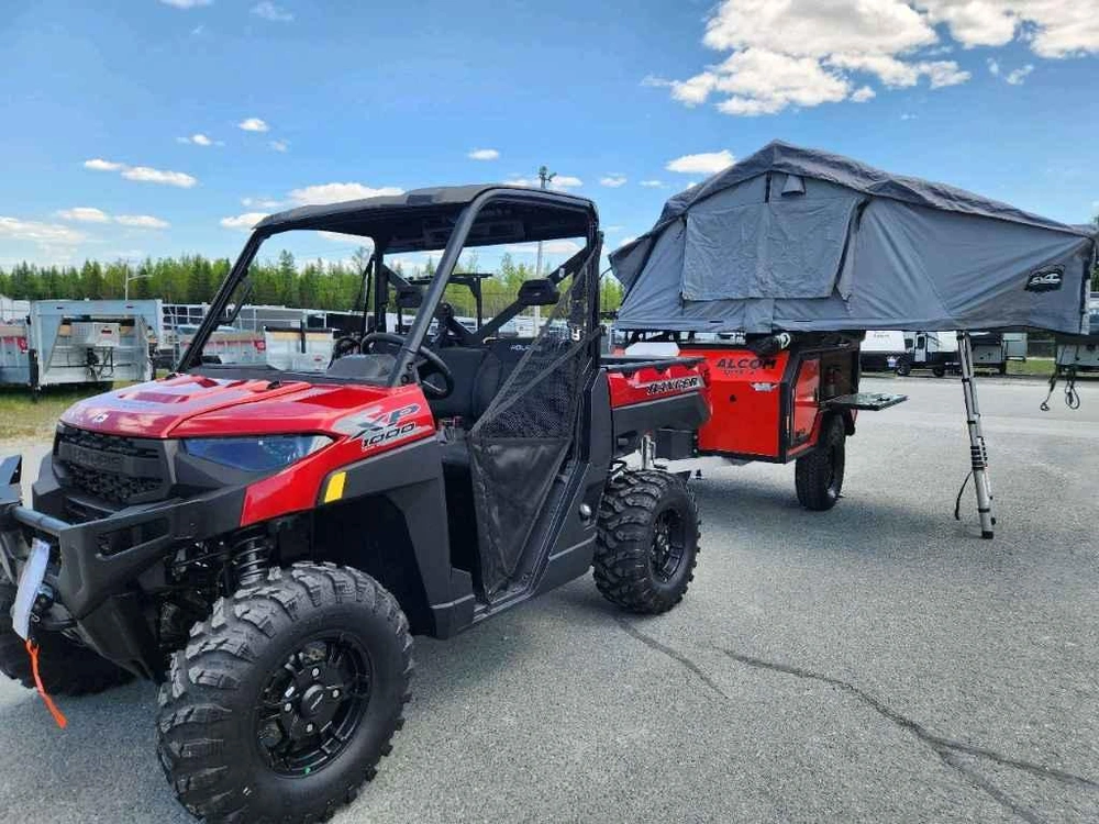 Alcom Off Road Spur Overlanding Jeep 2023 alt