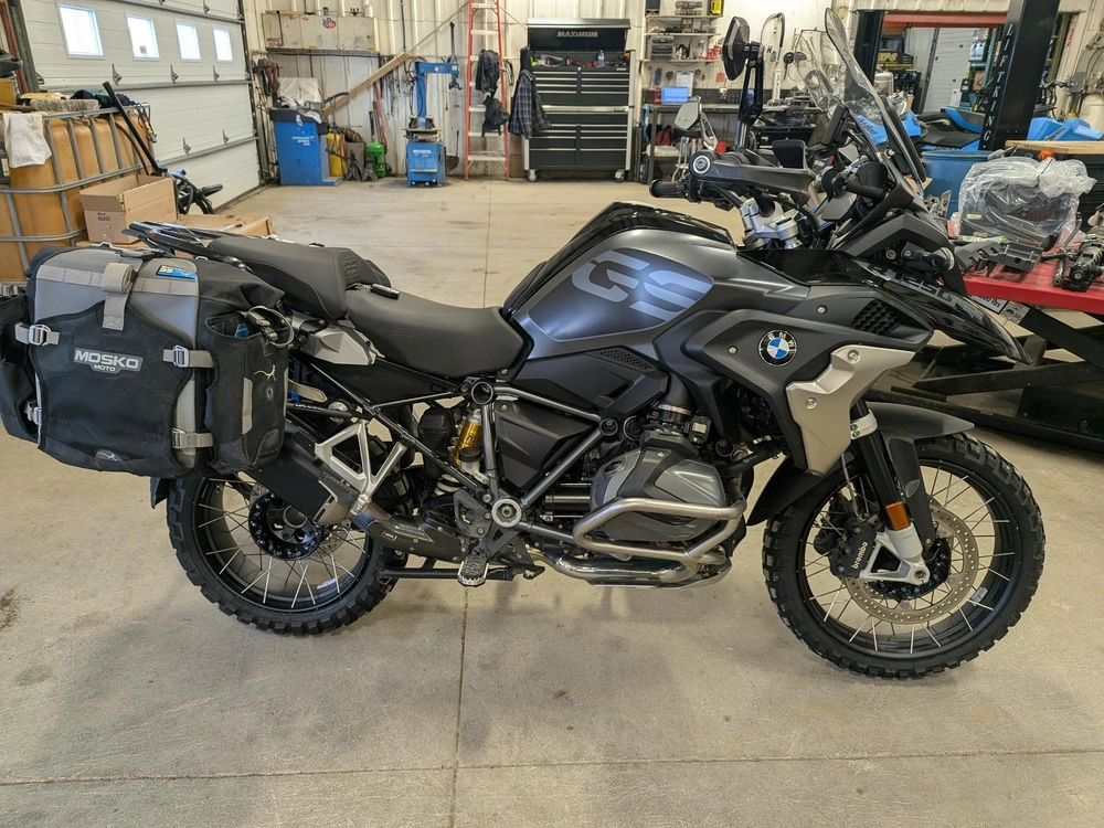 2021 Bmw R1250 Gs Black alt
