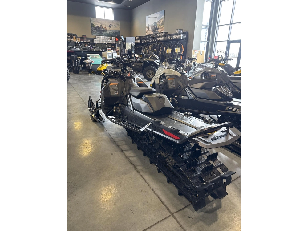 2026 Ski-doo Summit X W/ Expert Pkg 154 850 E-tec Turbo R Powdermax X-light 3.0" Shot W/ 10.25" Touchscreen alt
