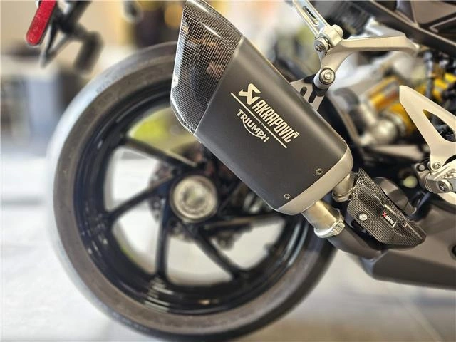 2026 Triumph Speed Triple 1200 Rx alt