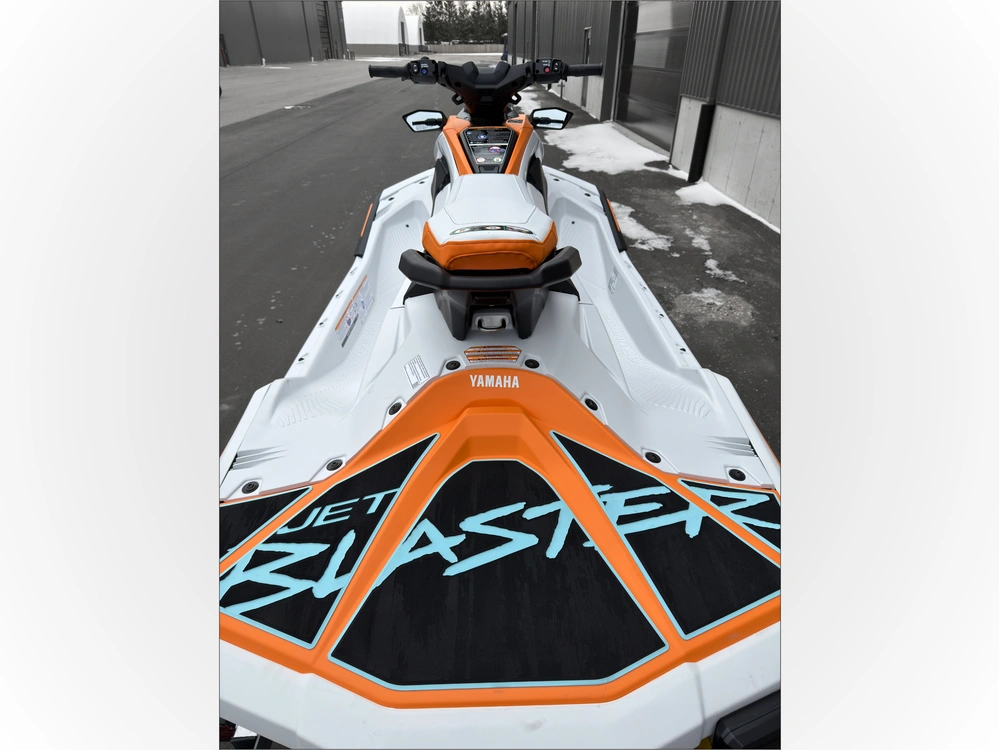 2026 Yamaha Jetblaster Ltd alt