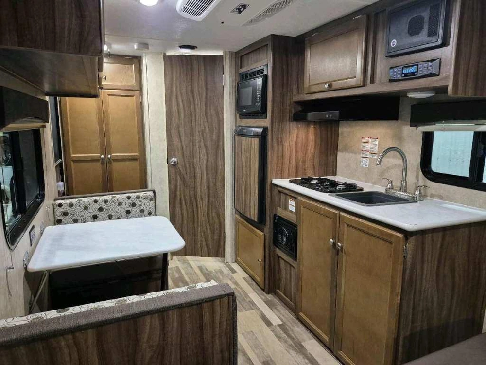 Coachmen Clipper 17fb 2019 alt