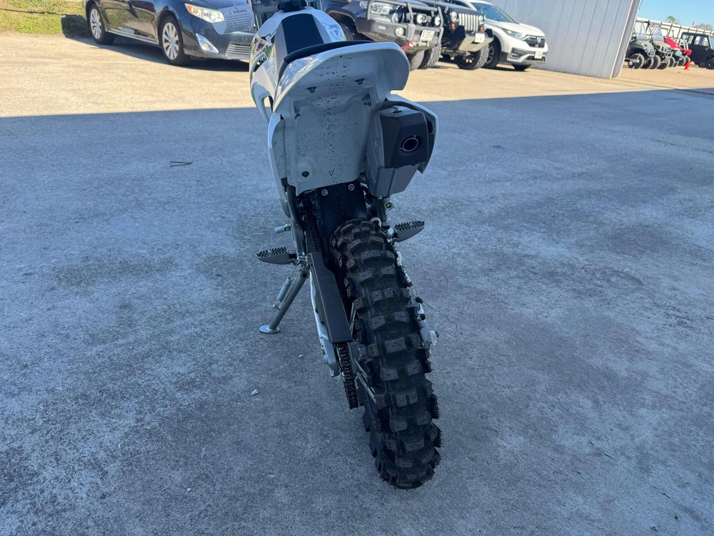 2026 Kawasaki Klx® 140r 140r alt