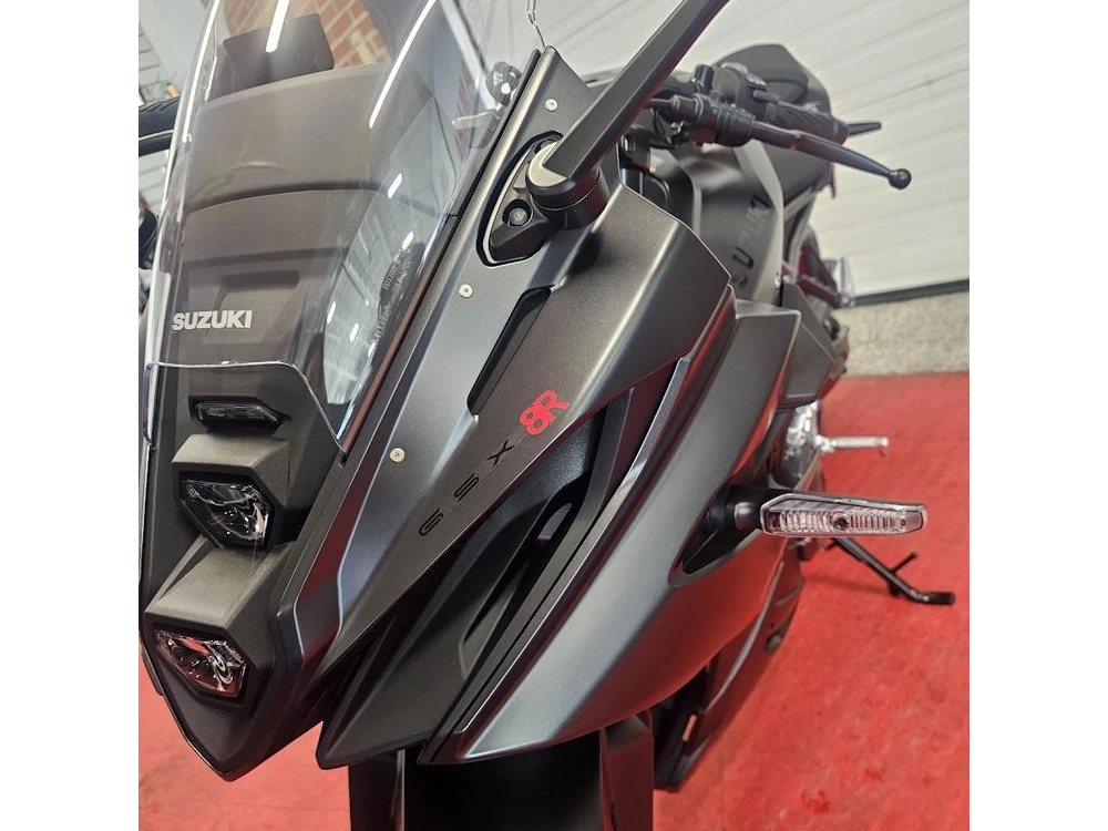 2026 Suzuki Gsx 8r alt