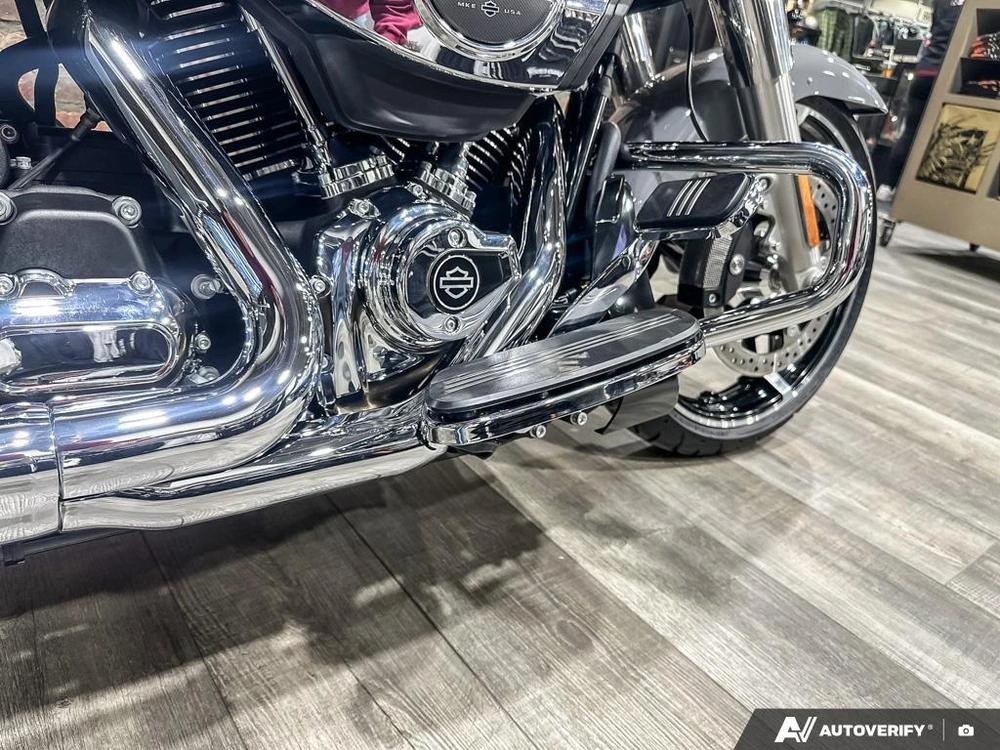 2026 Harley-davidson Road Glide alt