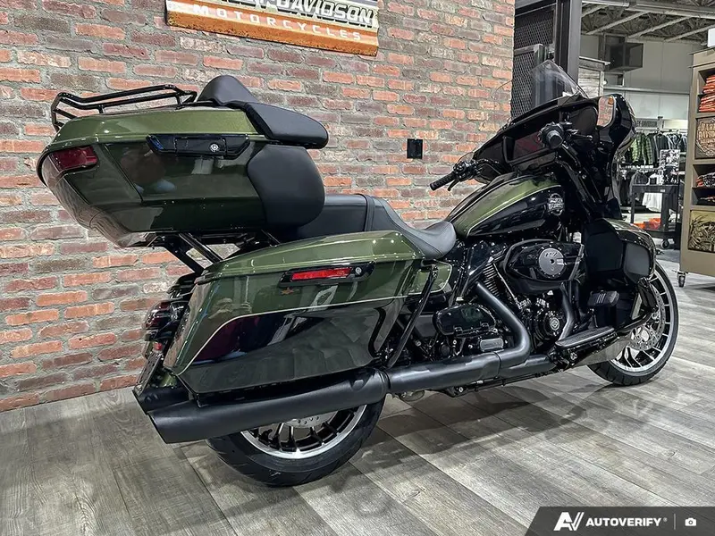2026 Harley-Davidson Street Glide Limited thumbnail 5
