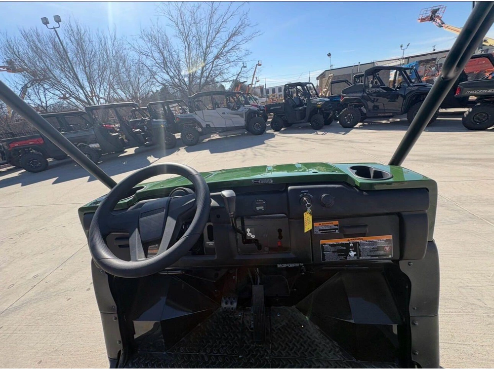 2026 Kawasaki Mule™ 4000 4000 alt