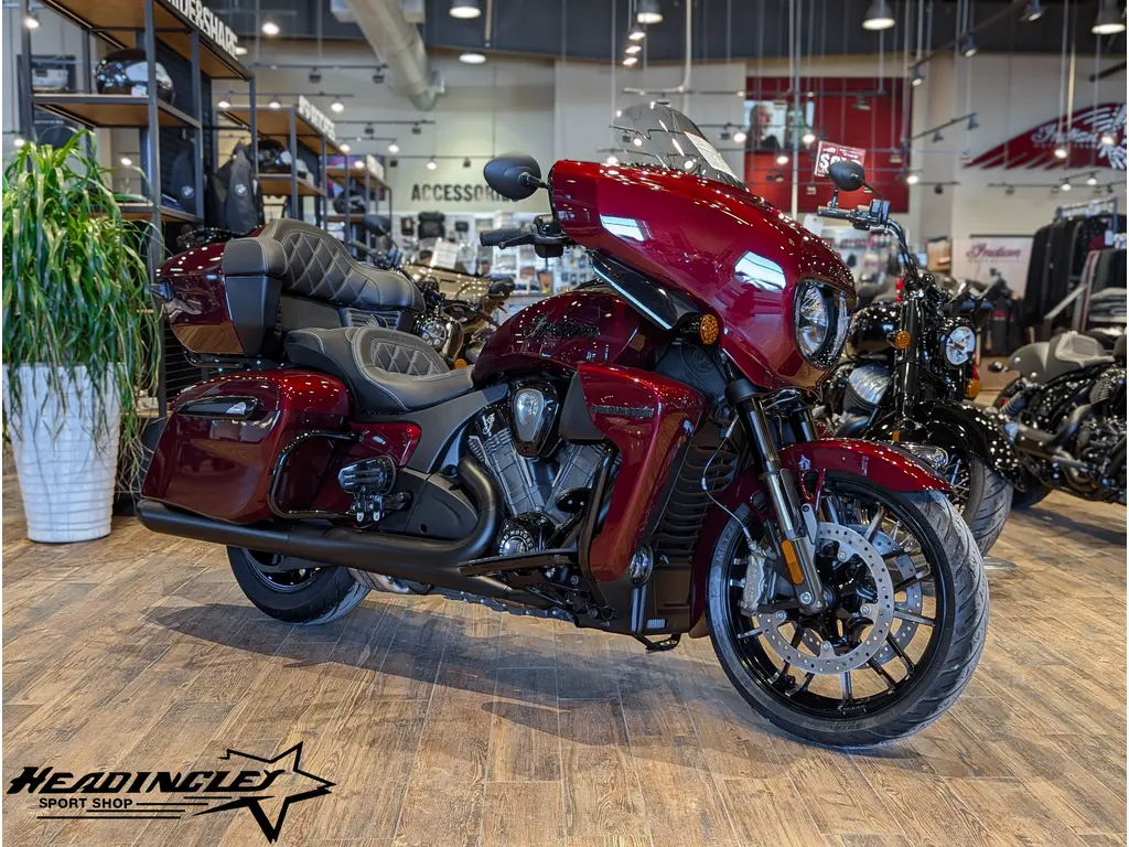 2026 Indian Motorcycle Roadmaster PowerPlus Dark Horse // Maroon Metallic
