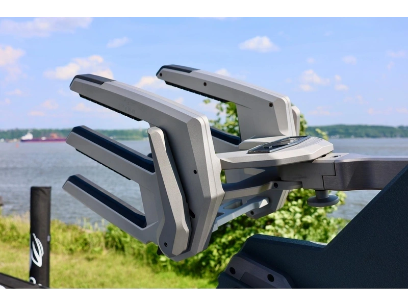 2025 Malibu 22 Mxz alt