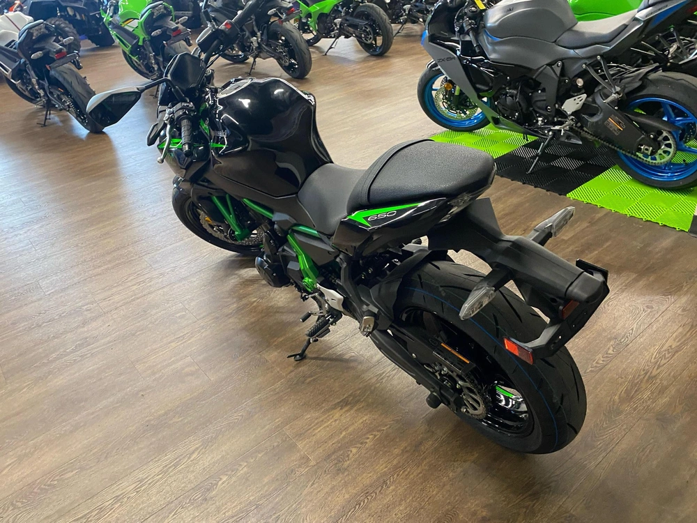 2025 Kawasaki Z650 Abs Abs alt