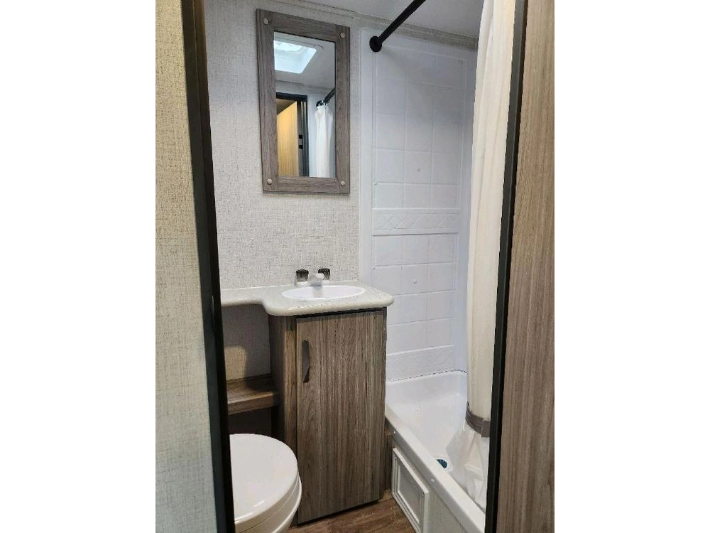 Keystone Rv Passport 284qb 2025 alt