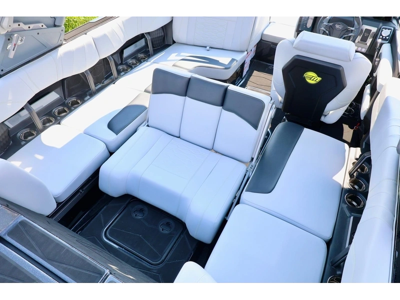 2025 Malibu 22 Mxz alt